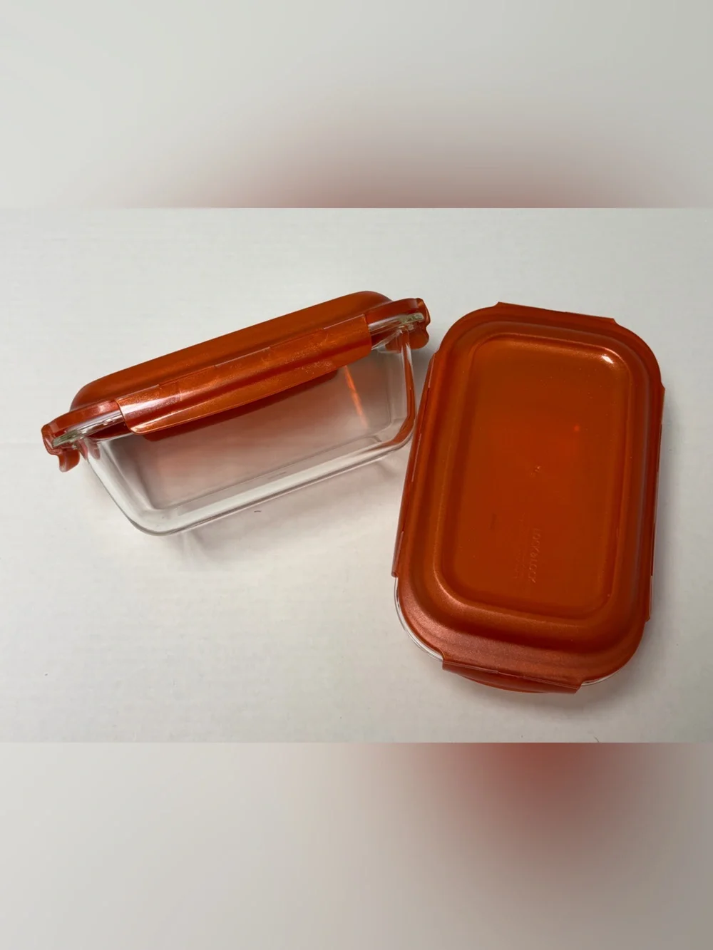 Set of 2 Lock & Lock Glass Loaves with Locking Lids